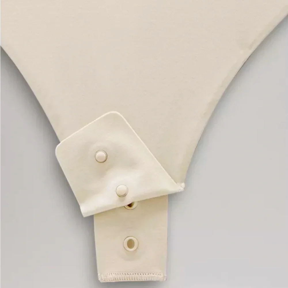 LULULEMON NULU SQUARE NECK LONG SLEEVE BODYSUIT NWT - Picture 2 of 9